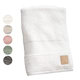 Jean & Len Dusch-Handtuch aus 100% Bio-Baumwolle, in der Farbe wollweiß, mit Aufhänger, Oeko-TEX und GOTS Zertifiziert, Markenlabel aus veganem Leder, Duschhandtuch 70x140 cm