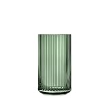 Lyngby Vase H12,5 cm Copenhagen green Grün eine hochwertige Vase aus mundgeblasenem Glas im Skandinavischen Stil mit Rillen als Deko Vase für Blumen, Sträucher oder Windlicht für Kerzen und Teelichter