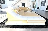 Couch Wohnlandschaft Turino CL Form Sofa in Leder - mit LED Beleuchtung, verstellbare Kopfstützen, Recamiere/Lederfarben wählbar/Ausrichtung wählbar (Ottomane Links, Sandbeige-Weiß)
