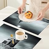 Platzsets(4er Set),Rutschfest Abwaschbar Tischsets,Landmarks House Alone White Stone Landscape Black Diverses Spooky Ro,PVC Abgrifffeste Hitzebeständig Platzdeckchen,Platz-Matten für Küche Speisetisch