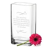 Leonardo Glas Blumenvase mit personalisierter Wunschgravur - individuelle Glasvase zum Geburtstag - Frauengeschenk - Tulpenvase mit Gravur - handgefertigt in Deutschland - Dekovase