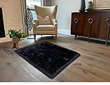 LAMBZY Kunstfellteppich - Flauschiger rechteckiger Schlafzimmerteppich | Luxuriöser seidiger Zottelteppich für Sofa, Wohnzimmer und Kinderzimmer (180x270cm, schwarz)