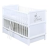 Baby Delux Babybett Gitterbett umbaubar Juniorbett Prince 120x60 Weiß mit Schublade und Matratze