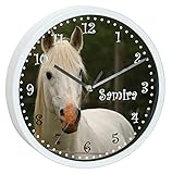 CreaDesign WU-30-1134 Pferd Wanduhr für Kinderzimmer, lautloses Uhrwerk ohne Ticken, personalisierbar mit Namen; Rahmen weiß, Durchmesser 19,5 cm