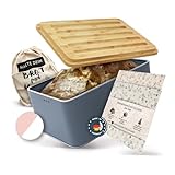 STERNEKOCH® Brotkasten - Inkl. MADE IN GERMANY Bienenwachstücher - Frisches Brot aufbewahren - Brotbox mit Bambusdeckel integriertem Schneidebrett und Brotbeutel | 33x21x14,5cm (Grau)