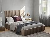Vente-unique Bett mit Bettkasten + Matratze - 160 x 200 cm - Bett-Kopfteil mit vertikalen Ziernähten - Samt - Taupe - LARALI