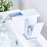 LED Wasserhahn Bad Wasserfall Waschbecken, Waschtischarmatur mit RGB 3 Farbwechsel, Beleuchteter Glas LED Wasserhahn für Badezimmer (Weiß, Chrom)