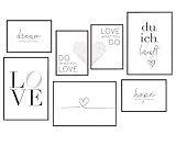 Hyggelig Home Premium Poster Set - 7 passende Bilder im stilvollen Set als Wohnzimmer Deko - Collage Wand Bild Schlafzimmer Flur Liebe Love - 3 x DIN A3 + 4 x DIN A4 - Set Liebe Ohne Bilderrahmen