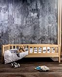 RIVERBANK Kinderbett 90x200 mit Rausfallschutz. (Natur) Kleinkind Jugendbett Massivholz Kiefer Bettgestell mit Lattenrost & Stauraum. Kinder Bett für Mädchen oder Jungen.