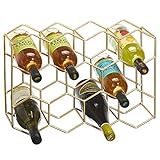 mDesign Weinregal aus Metall, sechseckig, 3-stöckig, minimalistischer Flaschenhalter für Küchenarbeitsplatte, Speisekammer oder Kühlschrank, für Wein, Bier, Pop/Soda, für 11 Flaschen, weiches Messing