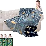 Caregchrisj Kuscheldecke Dinosaurier Leuchtet 150x200cm und 10 Stück Dino Leucht Tattoos Dino Decke die im Dunkeln Leuchtet Decke Dinosaurier Leuchtend Super Weiche für Jungen Kinder Geschenke
